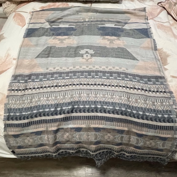 Dynamite Abstract Scarf - Picture 2 of 6